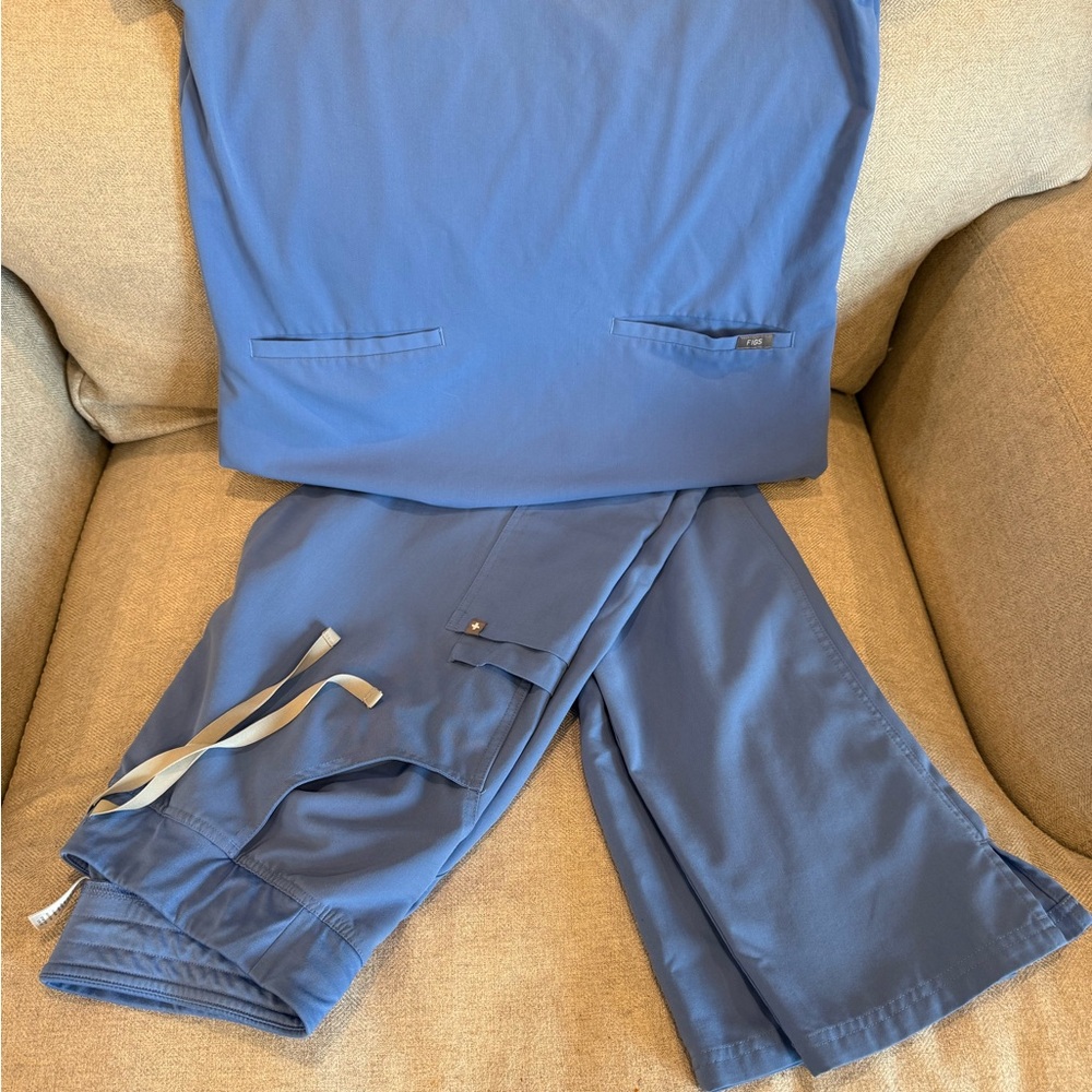 Figs Women's Scrub Set in Ceil Blue